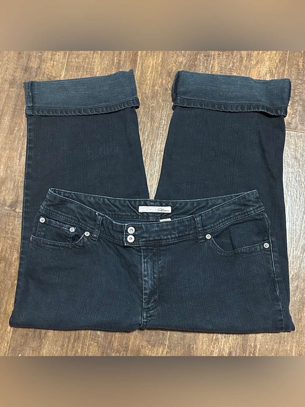 Chico’s Platinum Athena Crop Cuffed Denim Blue Jeans Dark Wash 12